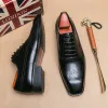 Abito di lusso Oxford in pelle da uomo Scarpe brogue Scarpe da uomo a basso prezzo formale da ufficio Scarpe sociali da sposa per uomo Spedizione gratuita