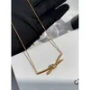 Designer Gu Ailings kruis Knot ketting met dezelfde stijl voor dameslicht en uniek ontwerp Een hoogwaardige gouden elegantie beroemdheden kraagketen originele kwaliteit