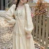 Günlük elbiseler vintage mori gril tarzı uzun kollu bej elbise kadınlar için dantel kare boyun çiçek nakış yüksek bel estetik