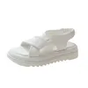Sandaler strandbad Vita skor för kvinnors tofflor Kvinnor Hem Kvinnor Sandal Flats Sneakers Sport träning modedesigner