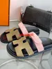 Chypre leren sandalen Zomerslippers Slide Slip On Platte hoge kwaliteit tweede oom sandalen voor zowel mannen als vrouwen Casual bovenkleding met Genui met logo HB1TQJ