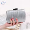 Nowe torby wieczorowe Wind Banquet Bag Metal Feeling Evening Dress Fashion Wszechstronny mały kwadrat