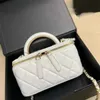 Chain Womens Designer Matelasse Top Handle Vanity Hardware Box Tote Metal Bags with Mirror Gold Crossbody Shoulder Cosmetic Case Handbags Makeup Bag18cm