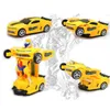 Brinquedos de transformação Robôs Criança deformada carro elétrico luz música transformando modelo de veículo rodas elétricas brinquedos brilhantes universais para crianças 2400315