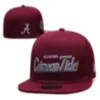 2024 Todos os times fãs dos EUA College Baseball ajustável Notre Dame Fighting Irish Hat no campo Mix Tamanho do pedido Fechado Flat Bill Base Ball Snapback Caps Bone Chapeau A0