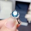 Anillos de racimo Natural Real Blue Topaz Anillo redondo por joyería 925 Plata de ley 8 8 mm 2.5 CT Piedra preciosa Mujeres finas T2111411