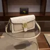 Boutique en ligne Sortie de la marque de mode de Hong Kong Sac d'été en cuir véritable Wine God pour femmes 2024 Nouveau polyvalent et de haute qualité à bandoulière unique sous les bras