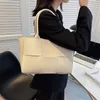 Designer Bottegs Arco Tote Venetas Bag Handgewebte Tasche für Damen mit großem Fassungsvermögen 2024 neue Nische High Sense Handfrachtbrief Schulter 4397 16BI