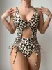 Maillots de bain pour femmes Sexy Brown Leopard Imprimer One Piece Maillot de bain 2024 Femmes Bague Liée Creux Cravate Side Cordon de bain Maillot de bain