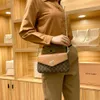 Shop Online Exit Live Messenger Bag New Fashion Womens Versatile Envelope One Shoulder Chain Small Square