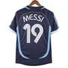 아르헨티나 레트로 저지 2006 Maradona Batistuta Messis Camiseta Argentino Vintage Riquelme Crespo 축구 셔츠 Kun Aguero di Maria Argentino Classic Jerseys