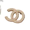 T Brand Designer Letter Brosches Women Men Rhinestone Crystal Pearl Brosch Suit Laple Pin smycken Tillbehör GG
