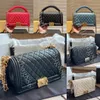 High quality designer bag luxury Cross body bag handbag Woman Small squarebag fashion argyle Lock catch Opening and closing cowhide Handbag chain shoulder bag