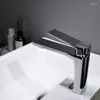 Rubinetti per lavandino del bagno Rubinetto per lavabo in ottone Maniglia monoforo Miscelatore per WC con miscelazione acqua fredda e fredda Cromo Grigio Nero