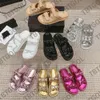 Designerskor Buckle Sandals Flat Women Sandals Leather Quiltade Slides Summer Grandad Sandals Hög kvalitet med ruta 539