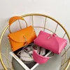 Umhängetaschen Modische Damentasche, personalisierte kreative Handtasche, trendiges Nischendesign, einzelne Umhängetasche, Designer-Handtaschen, Tote 240311