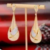 Dangle Kroonluchter Modieuze vorm Druppel Vergulde oorbellen Dames Grote hangers Dubai Indiase sieraden Bruidsaccessoires Huwelijksverjaardagsgeschenken 24316