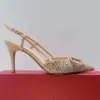 Incrustation de satin Strass Slingback Sandales talons stilletto Semelle en cuir Créateur de luxe pour femmes Fête de mariage Soirée meilleures chaussures chaussures d'usine Taille 34-43