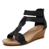 Elbise ayakkabıları Xgravity Moda Altın Kama Orta Topuklu Yaz Sandalet Fermuar Tasarım Açık Ayak Parmağı Bayanlar Günlük Kama Ayakkabı Lady