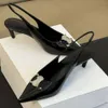 Tacchi alti da donna Punta appuntita in metallo con scarpe con tacco a gattino Fabbrica di designer di scarpe singole eleganti ed eleganti in pelle