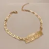 Bracciale con nome personalizzato Bracciale con ciondolo targhetta in acciaio inossidabile Bracciale con catena piatta in oro 18 carati per regalo di gioielli personalizzati da donna 240315