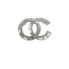 Broches de chaîne de marque de luxe, plaqué or 18 carats, incrustation de bijoux, broche en perle, mode femmes, accessoires de bijoux pour fête de mariage