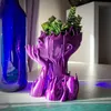 Roztopiona dziewczyna sadzaca soczysta roślina pojemnik z żywicy kwiatowej z otworami drenażowymi Flowerpot Figur Garden Decor Ornament Tabletopa 240311
