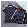 Survêtements pour hommes Survêtement pour hommes Lettres d'été Vêtements de sport à manches courtes Plover Jogger Pantalons Costumes O-Cou Sportsuit Drop Deliv Dhkal