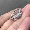 2024 Designer T-Familienring Twist Rope neues Produkt mit Diamantring Modedesign fortschrittliche Persönlichkeit Schmetterlingsknoten Seilwickelring