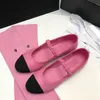 Chaussures habillées de créateurs pour femmes, talons plats bas, chaussures habillées Macaron, chaussures de ballet de couleur contrastée pour envoyer des bas de même couleur pour les filles, cadeaux