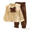 Kläderuppsättningar 2023 Spring Autumn Children Girls Clothing Suits Kids Bowknot Långärmad bluströjor + Pants2PCS Kläderuppsättningar