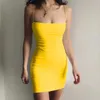 Grundläggande avslappnade klänningar 2023 Summer Sexiga klänningar Kvinnor Slest BodyCon Backless Slim A Line Mini Dress Wrap Sundress Pleated Stretch Short Club Dressc24315