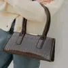 Borse da sera Borsa con clip dal design semplice Modello a coccodrillo di alta qualità Borsa versatile Borsa a tracolla singola sotto le ascelle