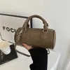 Nischendesign-Handtasche für Damen, modische und vielseitige tragbare Boston-Tasche, hochwertige Umhängetasche zum Umhängen