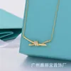 Designer New Knot Tiffany and Co Collier Femme Gu Ailing Même Style 18K Placage Véritable Or Bowknot Collier Chaîne Tempérament Exquis 7IRV