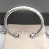 Tendencia de moda simple con incrustaciones de circón pulseras de cable para mujer temperamento exquisito brazalete de lujo joyería mujer pulsera de diseñador