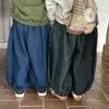 ズボンの子供服の子供カジュアルデニムパンツ2024春のファッショナブルなジーンズボーイズアンドガールベイビールーズ韓国スタイルのブルマー
