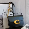 حقائب اليد الأنيقة من كبار المصممين الصغيرة وشهيرة حقيبة التوفو على طراز Crossbody Square للنساء