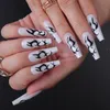 Faux ongles rectangulaires 24/ensemble, adaptés au joli cœur de mariée blanc, faux ongles français à petite pointe, kit de produits de nail art de style européen et américain