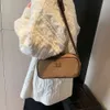 حقيبة Crossbody Mius الخريف الشتوية الأزياء Maillard حقيبة متطابقة للنساء من جلد الغزال العالي حقيبة مربعة صغيرة متعددة الاستخدامات حقيبة كروس