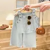 衣類セット夏の新しいスタイルの女の子ベスト衣類セット小児レンズ刺繍花サスペンダージーンズパンツツーピーススーツ