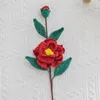Flores decorativas crochê ramo de camélia flor de malha mão-malha buquê artificial diy decoração de casa festa presente do dia dos namorados