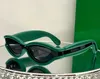 Modedesigner-Sonnenbrille, klassische Brille, Outdoor-Strand-Sonnenbrille für Mann und Frau 26805