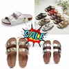 2024 SANDALE GAI SANDALE DI SCARPA DI SCARPA MULE DESIGNER SLIDERS SLIDERS PER SBASSLS DOMES SLIDES DONNA DELL'INDICA