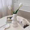 Vaser Creative Ceramic Vase Light Luxury Oregelbunden formad Pebble Home Decoration vardagsrum Blomma Arrangemang foajé