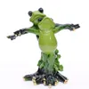 Nordiska hemrumsdekorationstillbehör MyBlue Kawaii Garden Animal Harts Par Lovers Frog Wedding Figurin Miniatyres Gift 240314