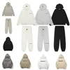 Designers hoodies mens kvinnor hoodies vinter klassisk svart vit 1977 hoodie essentialhoodies essentialkläder set kläder tröjor grossist