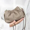 Schoudertassen Tas 2024 Damesmode Handtas Designer Tote Topkwaliteit Klassieke Dames Emmer Cloud Geplooid