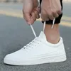 Chaussures décontractées de sport pour hommes, blanches, à la mode, confortables et résistantes à l'usure, printemps/été, 2024