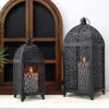 2 pçs suporte de vela de metal preto lanterna decorativa pendurado com padrão oco para festa jardim dentro de casa ao ar livre 240301